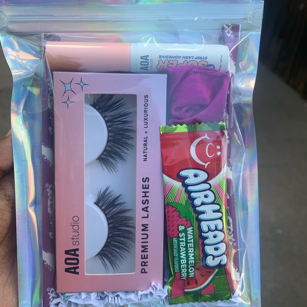 Lashes pack - Picture 3 of 5
